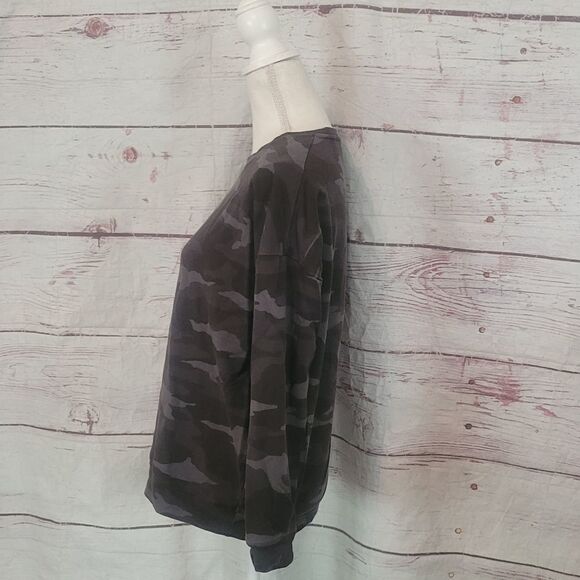 Athleta Studio To Street Camo Sweatshirt Size Medium - Picture 6 of 8